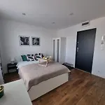 22 Kawalerka Wierzbowa Apartment *