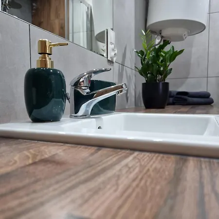 Kawalerka Na Rakowie Obok Estakady Apartment