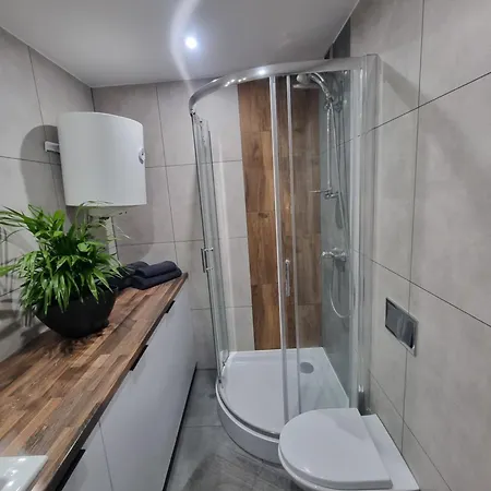 Apartment Kawalerka Na Rakowie Obok Estakady Czestochowa